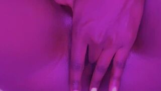 Fingering Myself To Squirt - porn video
