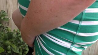 Master shows his MILF slut how to piss on the Lemon Tree properly - porn video