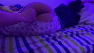 I get up hard and my stepsister helps me - porn video