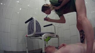 Using a slave as a spittoon for brushing teeth - porn video